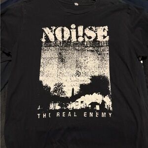 Black Graphic T-Shirt with NOi!SE Print